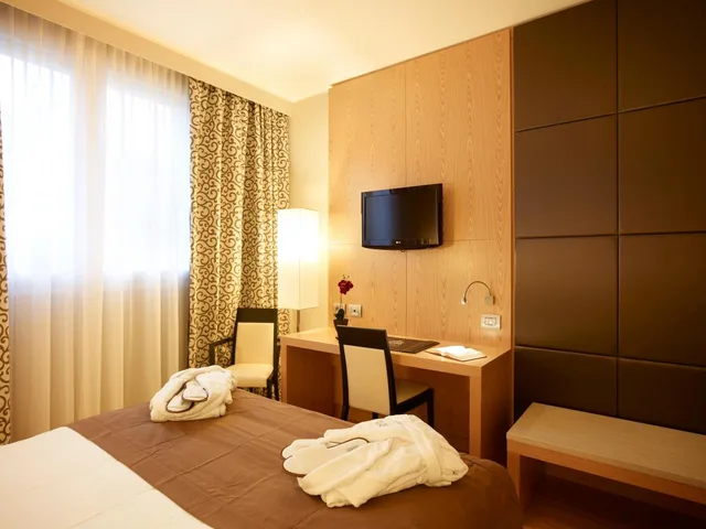 غرفة بسرير مزدوج، Virginia Palace Hotel 7/10