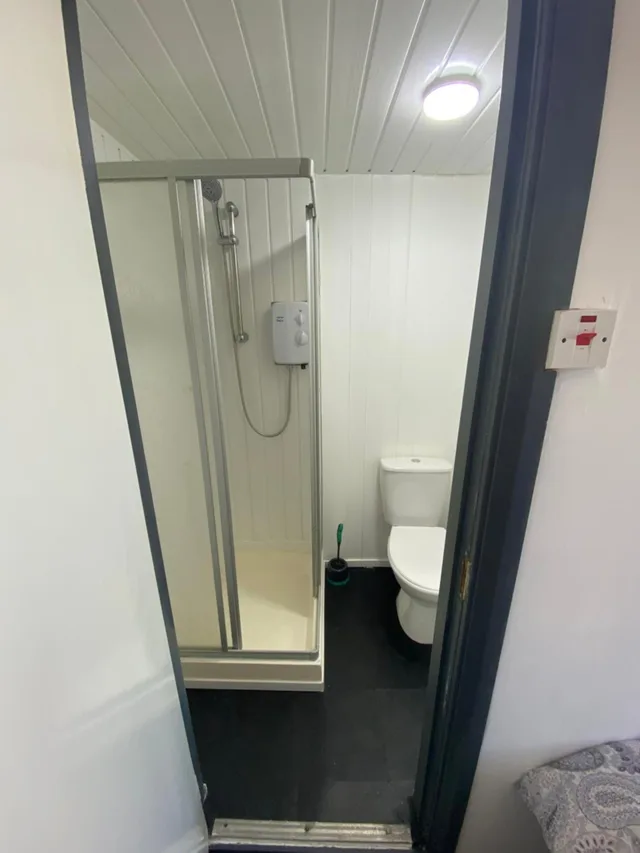 Room, Double Bed, Private Bathroom, Honley Hotel 3/3