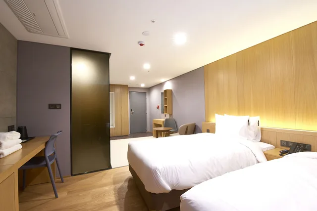 Standard Twin, Hotel TT Seomyeon 1/4