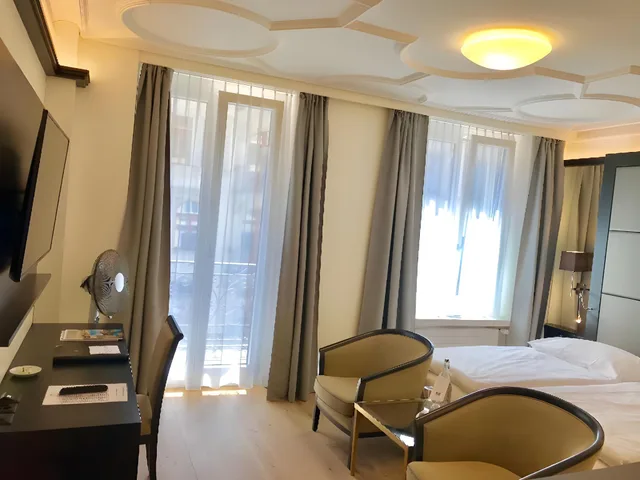Standard, Hotel Alpina Luzern 2/3