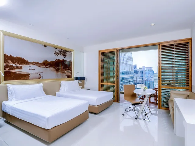 غرفة سوبيريور بسريرين منفصلين بشرفة، Grande Centre Point Ploenchit Bangkok 3/10