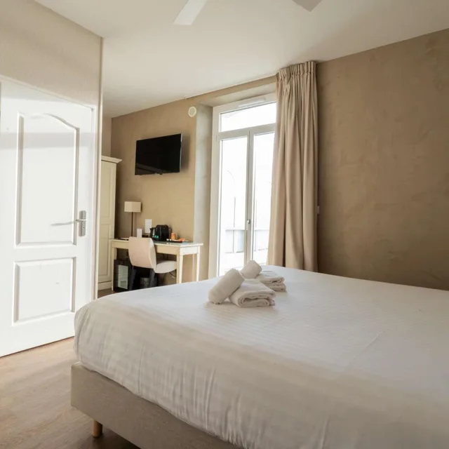 غرفة بريستيج بإطلالة على البحر بشرفة، Best Western Hotel De La Plage 3/7