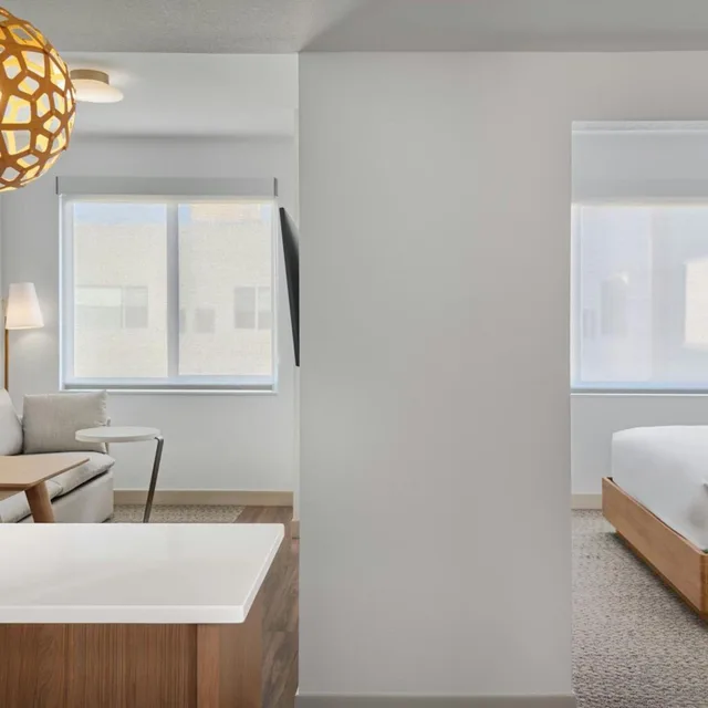 جناح بسرير كينج بغرفة نوم واحدة مع أريكة، Element by Marriott Branson 5/6