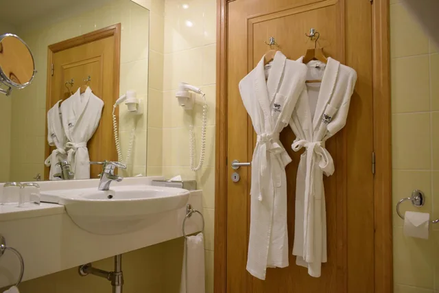 غرفة سوبيريور بإطلالة على البحر، Madeira Regency Cliff - Adults Only 2/2