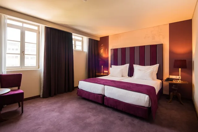 Palace, Single, Twin Beds، Vila Gale Collection Braga 1/5
