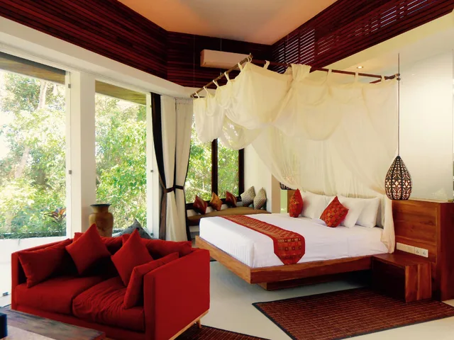 غرفة بسرير كينج بإطلالة على المسبح بغرفة نوم واحدة، Cahaya Indah Villas Ubud 1/1