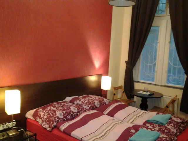 Apartment, Small, Liechtenstein Apartments 4/10