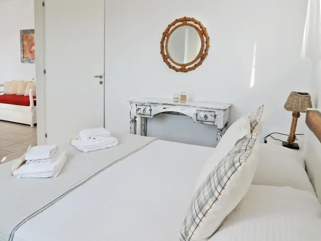 1 Bedroom, Deluxe, Apartment, Queen Bed, Sea View, 2 Sofa, Dolphin Kastraki Studios 5/9