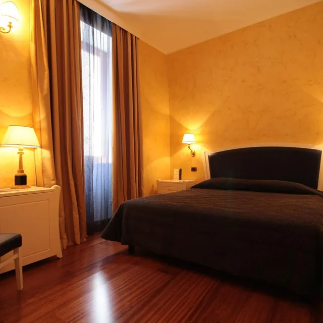 غرفة بسرير مزدوج أو سريرين منفصلين، Hotel Rojan 7/10