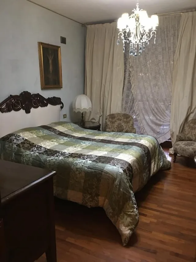 غرفة بسرير كوين بحمام مشترك، B&B Luisa 3/4