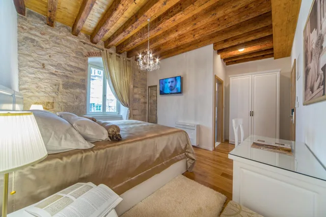 غرفة ديلوكس بسرير مزدوج أو سريرين منفصلين في الملحق، Villa Split Heritage Hotel 6/10