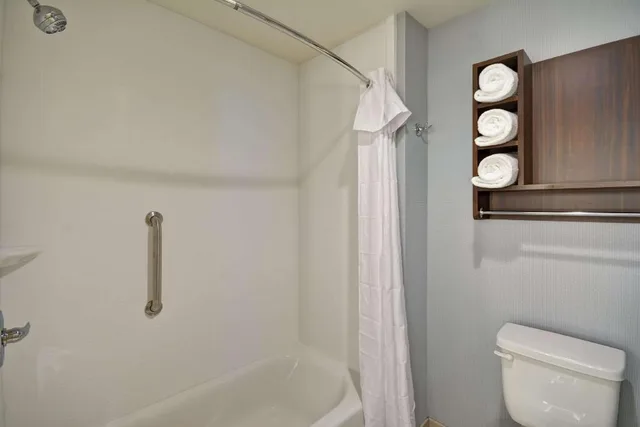 Suite, King Bed, Sofa, Accessible, Homewood Suites By Hilton Phoenix Tempe Asu Area 4/5