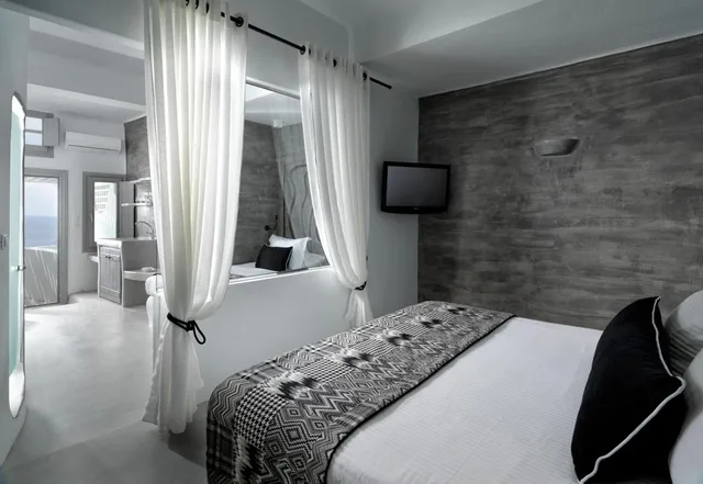 Deluxe, Suite, Caldera View, Outdoor Jetted Tub، Tholos Resort 2/5