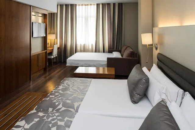 غرفة عائلية، Hotel Catalonia Ramblas 5/9