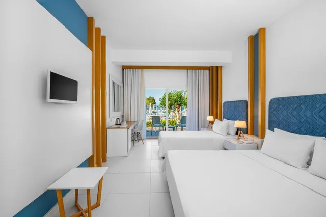 غرفة سوبيريور بسريرين منفصلين، Labranda Tmt Bodrum Resort Hotel 1/3