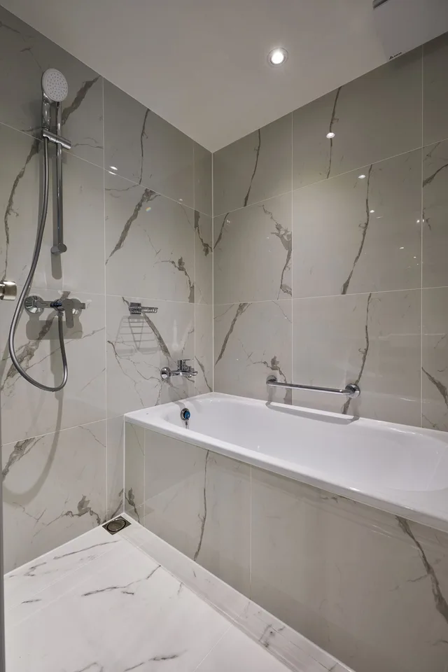 Superior, Queen Bed, Balcony, K Hotels Linsen 5/5