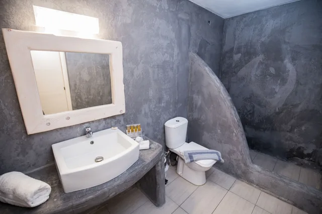 Standard, Double Bed, Olympic Hotel 6/6