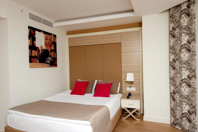 Standard, Double or Twin Bed, Land View، Delphin Deluxe Resort 5/10