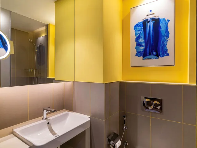 Room, Double Bed, Ibis Styles Hotel Dubai Deira 4/5
