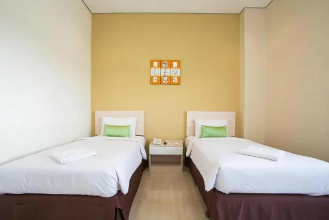 Superior, Twin Beds, Best Inn Hotel 2/7