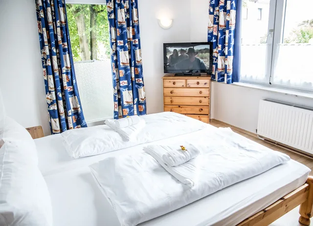 غرفة بسرير كينج بشرفة، Hotel Tum Stuurmann 3/3