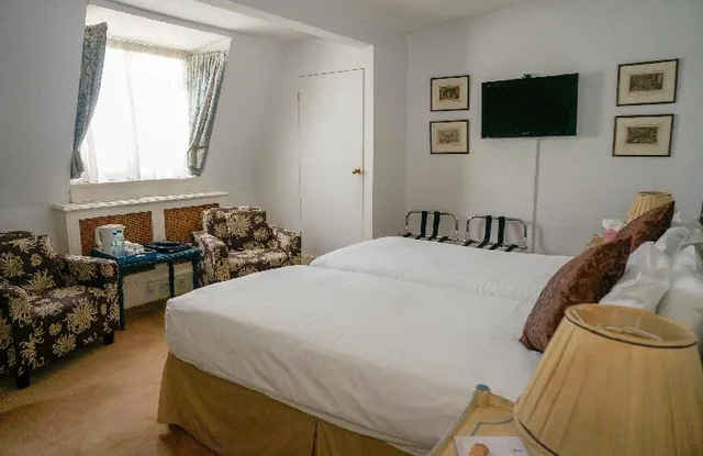 غرفة بسريرين منفصلين، Abbey Court Hotel Notting Hill 1/1