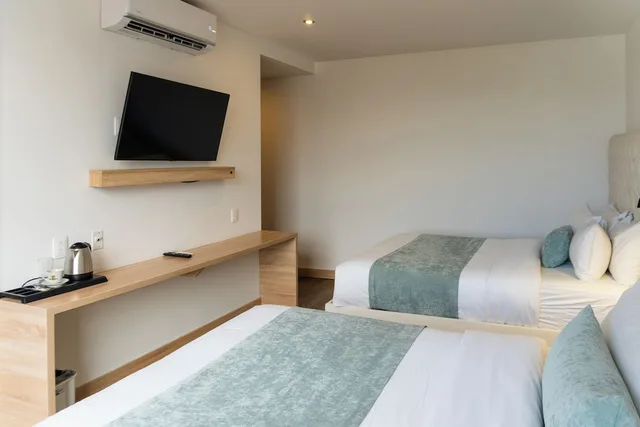 Room, Twin Beds, Hotel Roseliere Bucaramanga 2/7