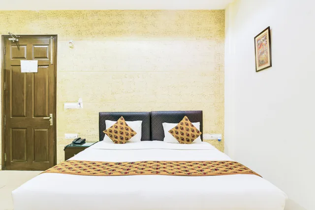 Super, Deluxe, Twin Beds، Cosy Grand 5/10