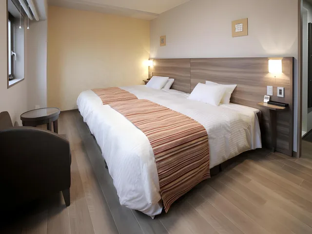 Hollywood, Twin Beds, 2 Double Beds, Hotel Sunoak Kashiwanoha 2/2
