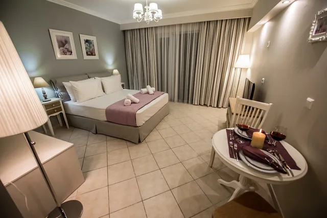 جناح جونيور بسرير مزدوج مع أريكة، Lefkadio Suites 2/3