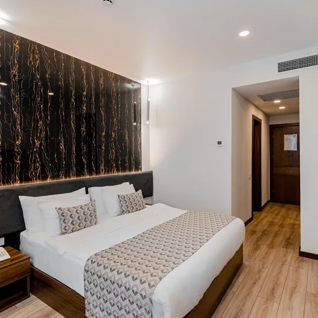 Standard, King Bed, Kutaisi Inn 1/8