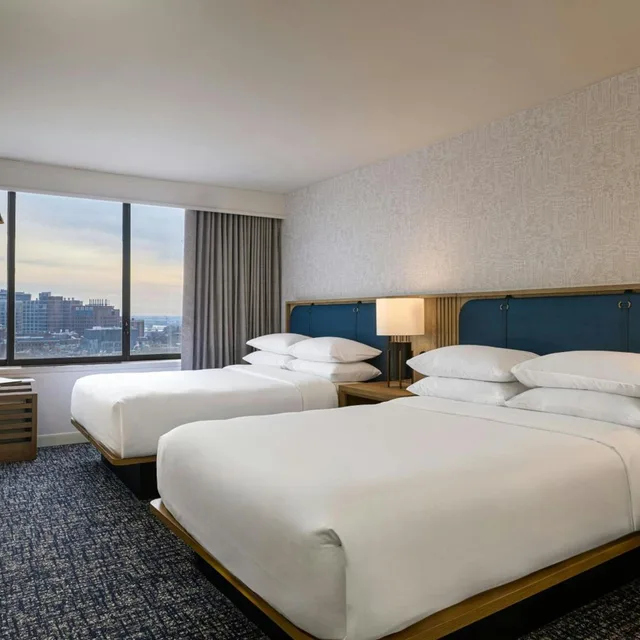 غرفة ديلوكس بسريرين كوين، Sheraton Philadelphia University City 1/7
