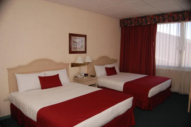 غرفة ثلاثية بإطلالة على الفناء، Quality Inn Aguascalientes AGU 5/7