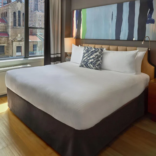 جناح جونيور، The Fifty Sonesta Hotel New York 1/10