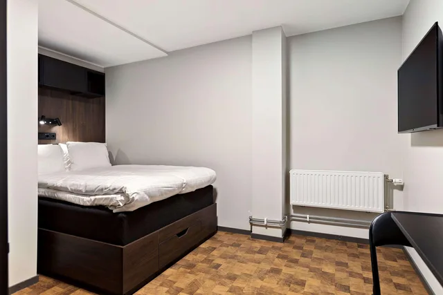 Room, Twin Beds, No Window, Kitchenette، Sure Hotel Studio by Best Western Bromma 3/5