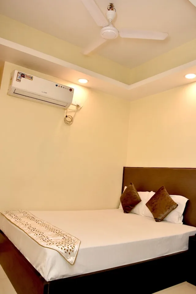 غرفة ديلوكس بسرير مزدوج، Oyo 9193 Hotel Maple 4/9