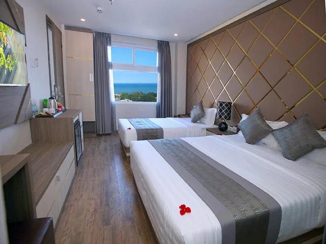 غرفة ديلوكس ثلاثية، New Sun Hotel 2/2