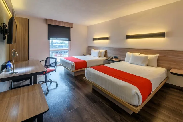 غرفة بسريرين مزدوجين للمدخنين، City Express Plus by Marriott Bogota Aeropuerto 2/3