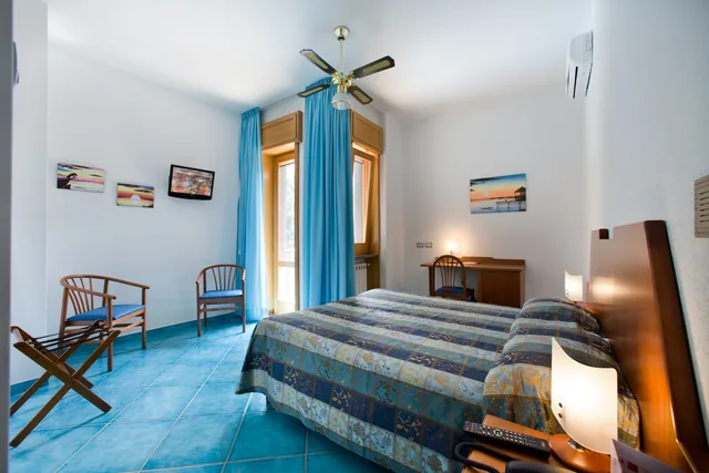 غرفة عائلية، Hotel Residence San Pietro 2/5