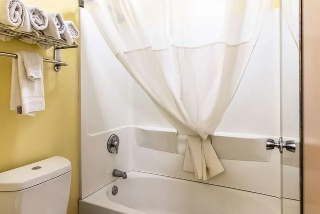 Room, 2 Queen Beds, Quality Inn Franklin - Cool Springs Area 5/5