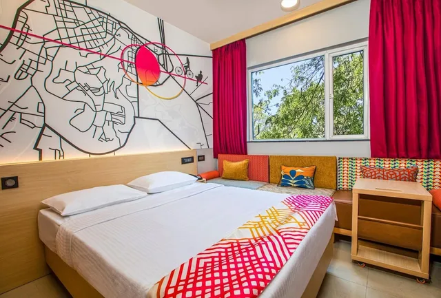 D Luxe Queen Room، Ginger Bangalore Whitefield 2/2