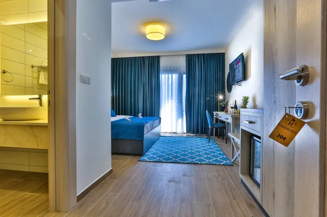 غرفة سوبيريور بسرير كوين بإطلالة على الحديقة، Hotel Harmony by Aycon 4/5