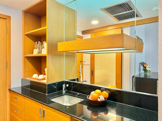 Family Suite, King and Twin Beds, PHUKET MERLIN HOTEL 1/1