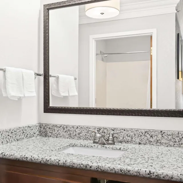 جناح استوديو بسرير كينج مع أريكة، Best Western Slidell Hotel 4/4