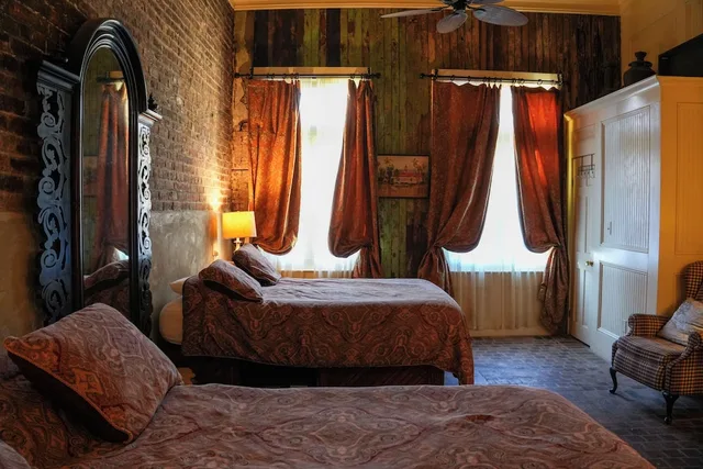 غرفة ديلوكس بسريرين كوين، The Olivier House Hotel 1/6