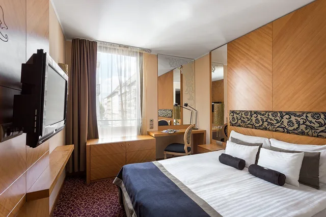 جناح جونيور بإطلالة على المدينة، Marmara Hotel 1/1