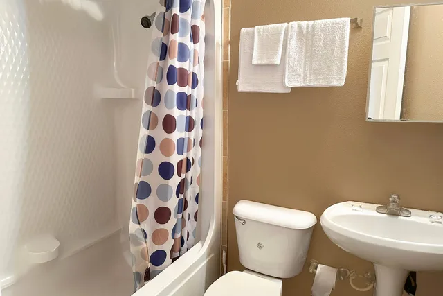 غرفة بسرير كوين للمدخنين، Sparta Seven Motel By OYO near Milledgeville 6/6
