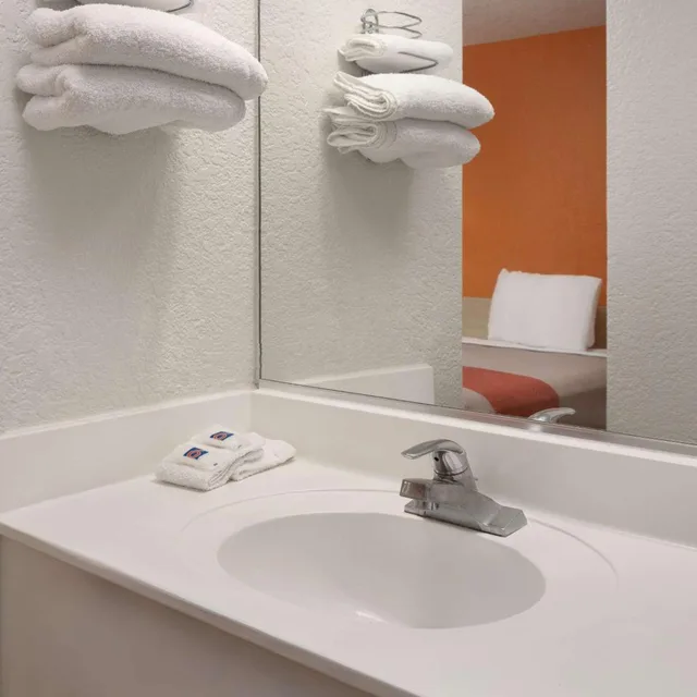 غرفة رباعية بسرير مزدوج، Motel6 Buena Park, CA - Knotts Berry Farm - Disneyland 7/7