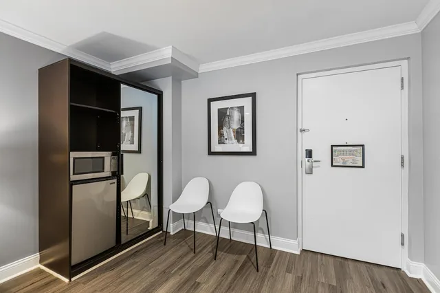 غرفة قياسية بسرير كينج لذوي الإعاقة، Hotel Chicago West Loop, SureStay Collection by Best Western 5/6