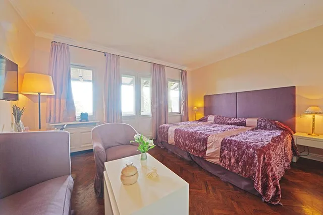 غرفة قياسية بسريرين منفصلين بشرفة، Hotel Villa Astra 1/2